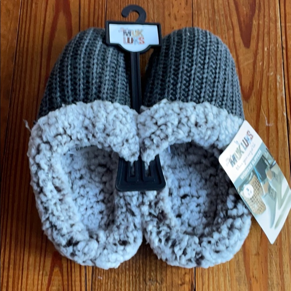Women’s slippers